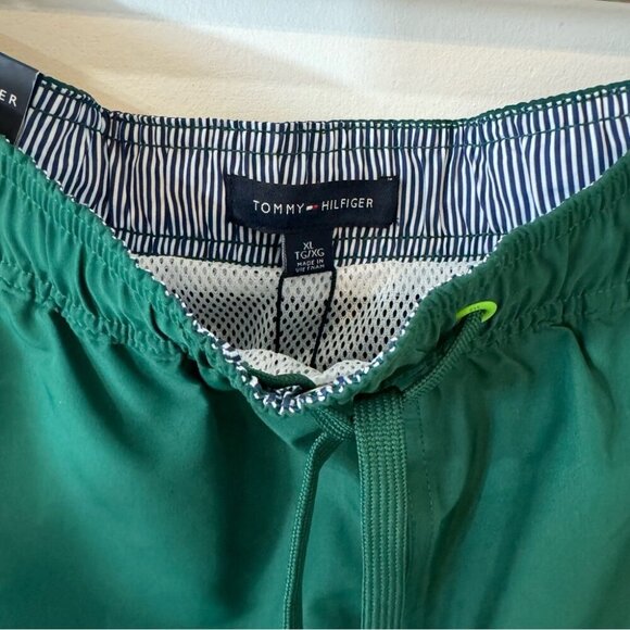 Tommy Hilfiger NWT Green Swim Trunks 5in inseam Size XL - Picture 3 of 12